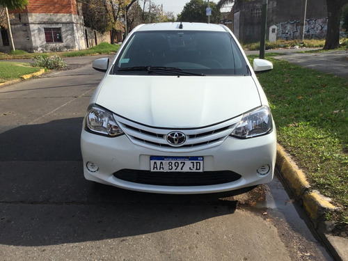 Toyota Etios 1.5 Xs