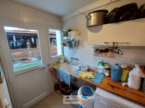 Casa En Venta Amoblada 5 Ambientes Con Pileta En Barrio Sept