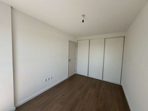 Venta De Apartamento De 1 Dormitorio En Cordón Miraf Haedo