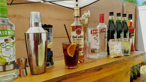 Imagen 6 de 9 de Barman Y Barra Móvil Para Eventos