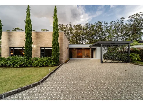 Casa En Venta En Llanogrande