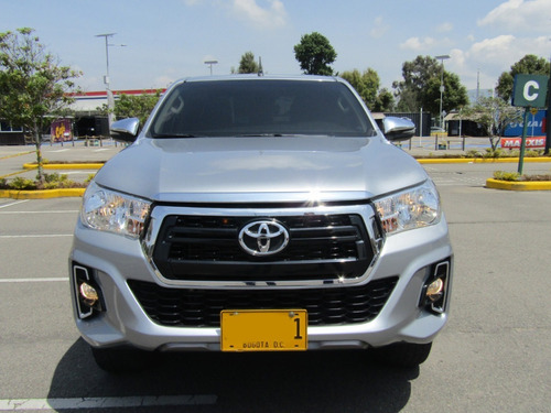Toyota Hilux 2.8 Cc Automática Full 4x4