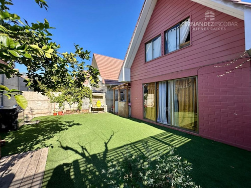 San Felipe - Vende Casa De Dos Pisos 3d 2b 1e- Cond La Troya