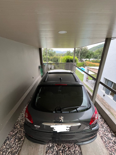Peugeot 207 1.4 Sedan Hdi Xt