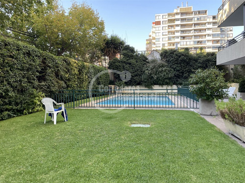 Departamento En Venta De 3 Dorm. En Las Condes, Sin Ruido.