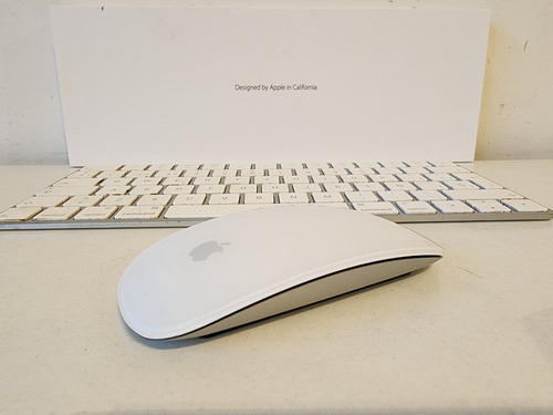 Imagen 3 de 6 de Teclado Apple Modelo A1644 + Mouse Apple Modelo A1657