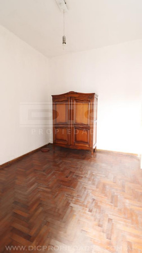Casa 4 Ambientes Local - Villa Ballester