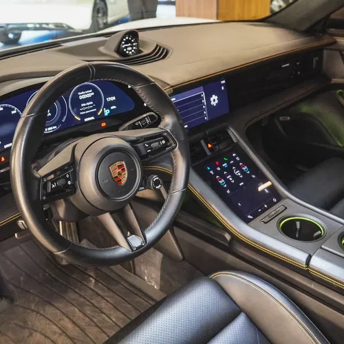 Porsche Taycan Turbo 2020