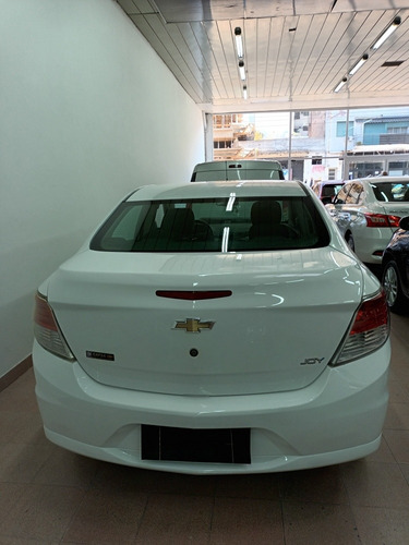 Imagen 6 de 10 de Chevrolet Prisma 2017 1.4 Joy Ls + 98cv