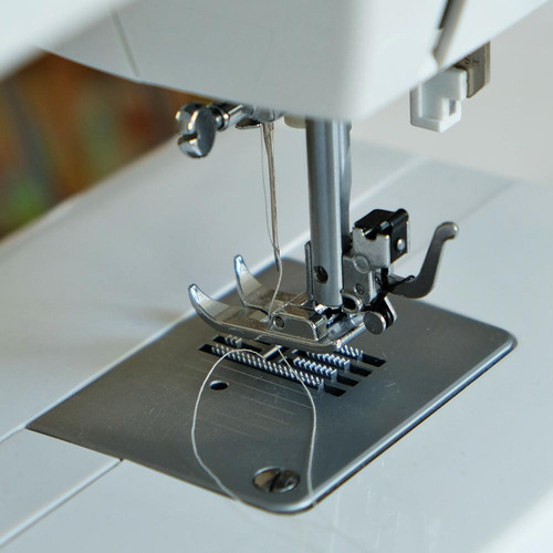 30 Agujas Para Máquina De Coser Punta Regular Universal