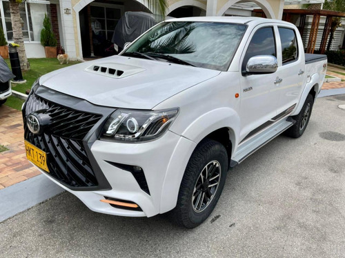 Toyota Hilux Diesel 2.5 Turbo 4x4 Mecánica Actualizada Lexus