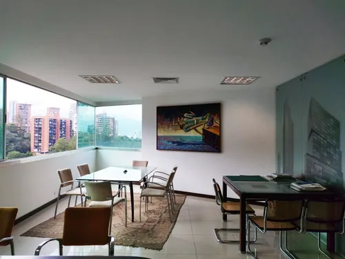 Oficina En Venta, El Poblado