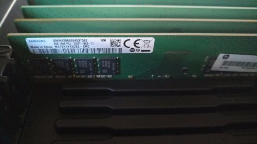 Memoria RAM 8GB 1 Samsung M378A1K43CB2-CRC