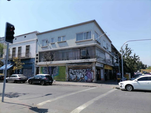 Imagen 1 de 4 de Vendo Locales Comerciales Con Deptos, Sector 10 De Julio.