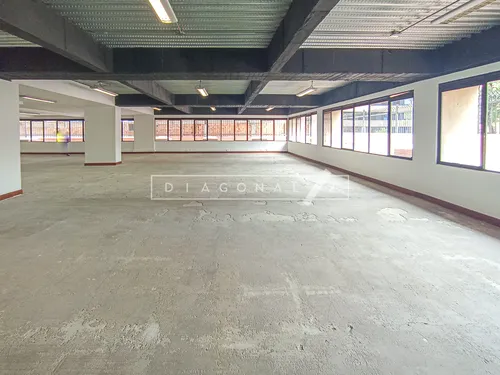 Oficina En Arriendo En Chicó Norte Ii