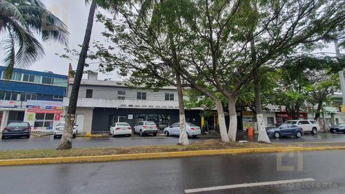 Local En Renta En Veracruz En Av. Principal Con 17 Metros De Frentre