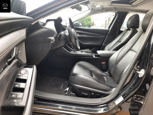 Imagen 9 de 15 de Mazda 3 Sedan 2.5 I Grand Touring 2020