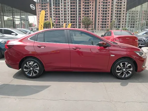 Chevrolet Onix 1.0T Premier Sedan At