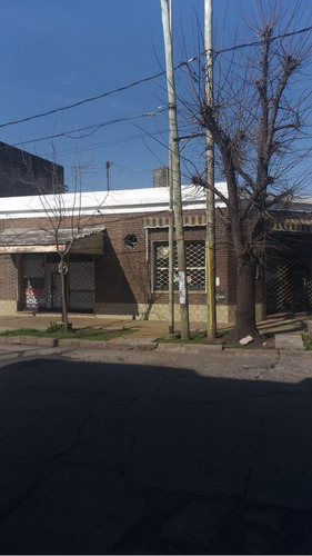 Imagen 8 de 9 de Casa C/locales - Excelente Zona - Haedo - Barrio Guemes