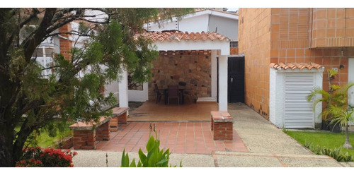 Se Vende Casa En La Urb Bosque Resd Trapiche A 52-06