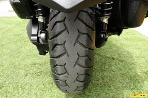Yamaha X-max 300