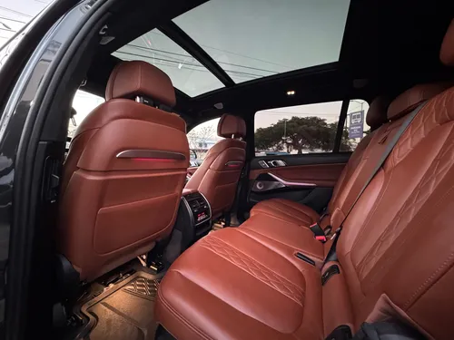 BMW X7 4.4 V8 M60I