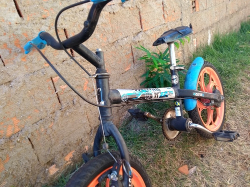 Imagem 1 de 2 de Bicicleta