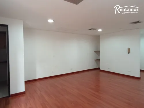 Oficina En Arriendo En Patio Bonito. Cod A11523