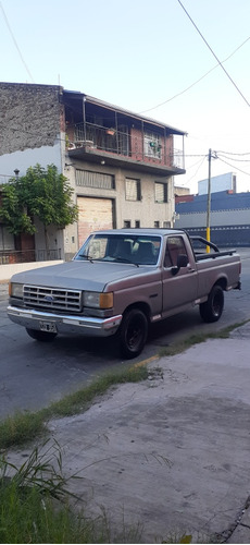 Ford F-100 3.6 Lujo