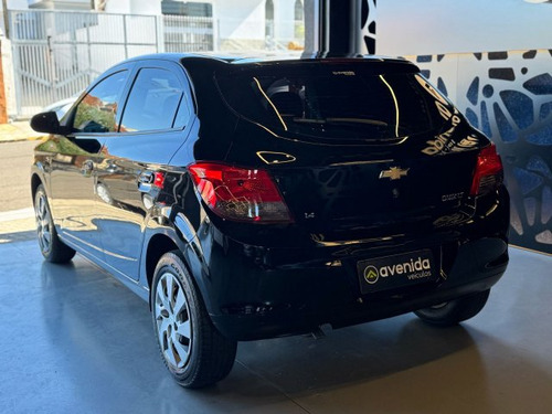 Chevrolet Onix Onix 1.4 MPFI LT 8V FLEX 4P MANUAL