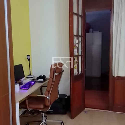 Venta Casa 5 Dormitorios Con Garage En Tres Cruces