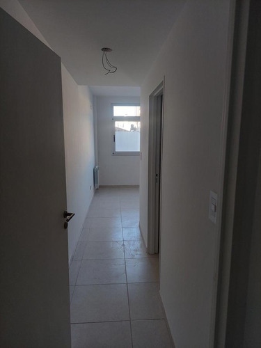 Departamento En Venta - 2 Dormitorios 2 Baños - Cochera - 83mts2 - Caballito, Capital Federal