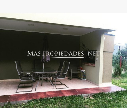 Imagen 10 de 14 de Casa En Venta En Berazategui Hudson Chico 4 Ambientes