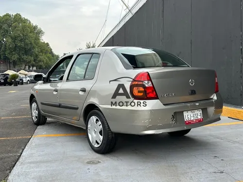 Nissan Platina 1.6 A At