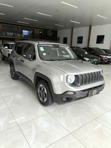 Jeep Renegade 1.8 Flex Aut. 5p