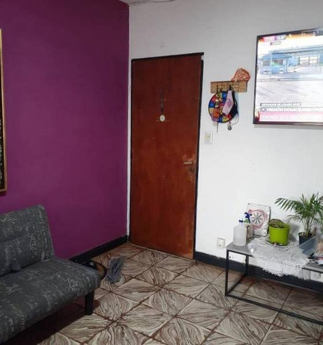 Imagen 3 de 7 de Oportunidad !!! Dos Dormitorios Al Frente Con Balcon