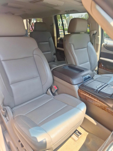 Chevrolet Suburban 5.3 Ltz V8 4wd 2da Cubo At