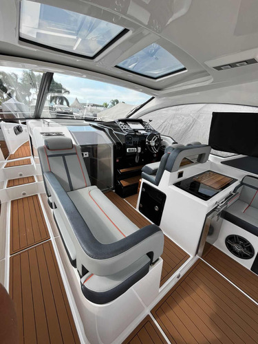 Lancha Focker 388 Gt + 2x Mercruiser 300hp Dts Ano 2023 70hr