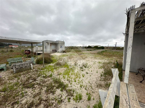 Sitio Con 2 Cabañas Alajadas, En Venta En Guanaqueros