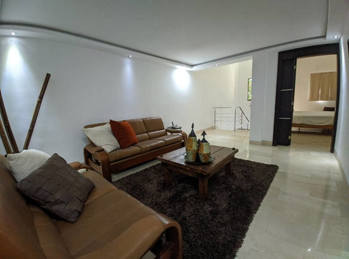 Imagen 10 de 20 de Leal Pérez Vende Casa Tipo Villa De 2niveles Las Chimeneas, Residencias Aragon Totalmente Amoblada Y Equipada