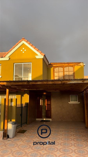 Precio Conversable Casa En Venta De 4 Dorm. En Antofagasta