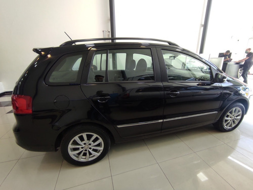 Volkswagen Suran Highline Cuero Automatica Con Gnc 2012