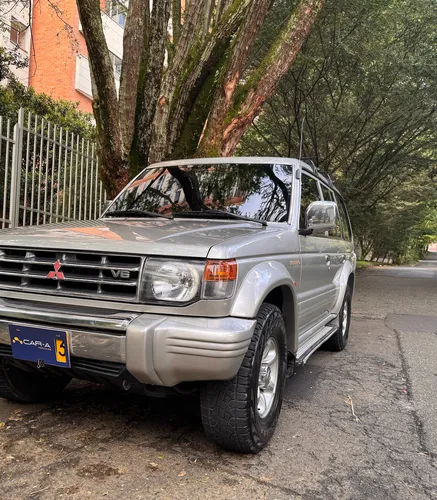 Mitsubishi Montero 3.0 V43 Wagon