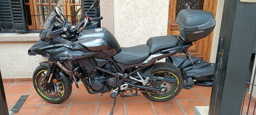 Imagen 2 de 14 de Benelli Trk 502 Año 2021