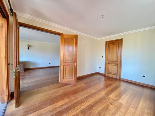 Penthouse Dúplex Vitacura: Lo Curro / Vía Aurora