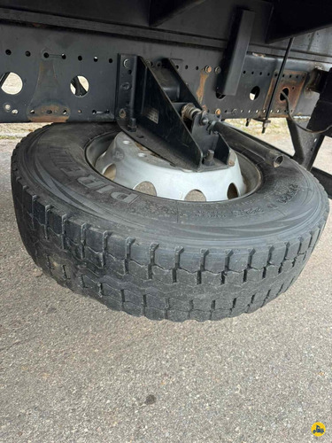 Mb Atego 1719 No Chassi