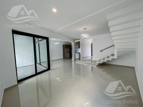 Casa En Residencial Vía Cumbres Cancún