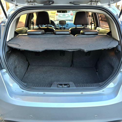 Ford Fiesta Kinetic 1.6 Titanium Powershift 120cv