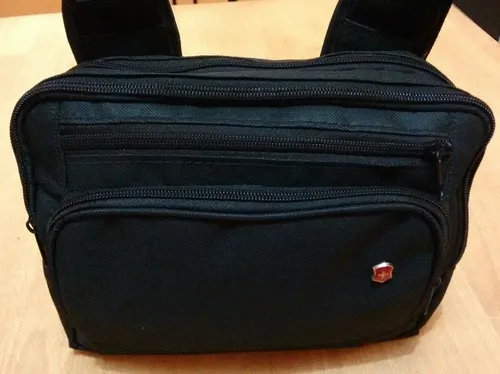 Bolso victorinox 2025 cruzado hombre