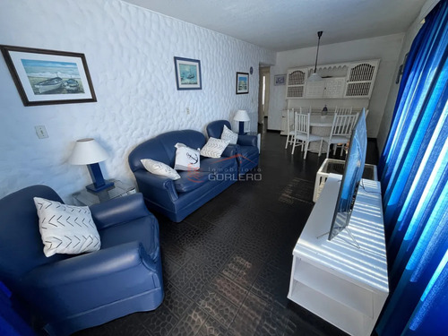 Alquiler Y Venta - Apartamento De 3 Dormitorios Y Garage En Edificio Frente Al Mar